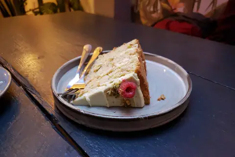 Eloises Cakes & Bakes photo 4